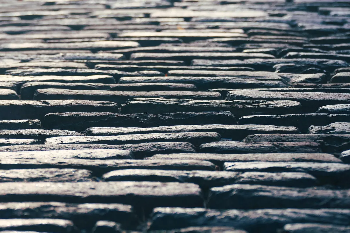 Cobblestone Paving Costs in the UK: Materials, Labour and Budget Guide